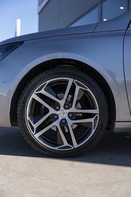 Peugeot 308 5P ALLURE 1.6 BLUEHDI 120 S&amp;S 308 5P ALLURE 1.6 BLUEHDI 120 S&amp;S