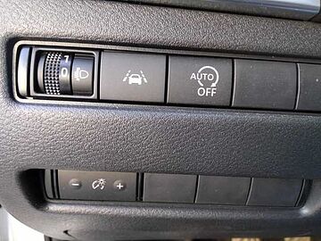 Nissan QASHQAI 1.3DIG-T 140CV N-CONNECTA 2WD MT EURO6AP QASHQAI 1.3DIG-T 140CV N-CONNECTA 2WD MT EURO6AP BLANCO SOLIDO